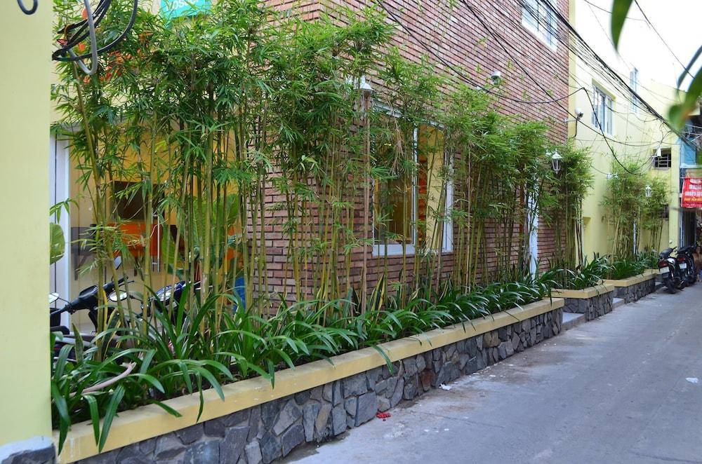 Tabalo Hostel Nha Trang Zewnętrze zdjęcie